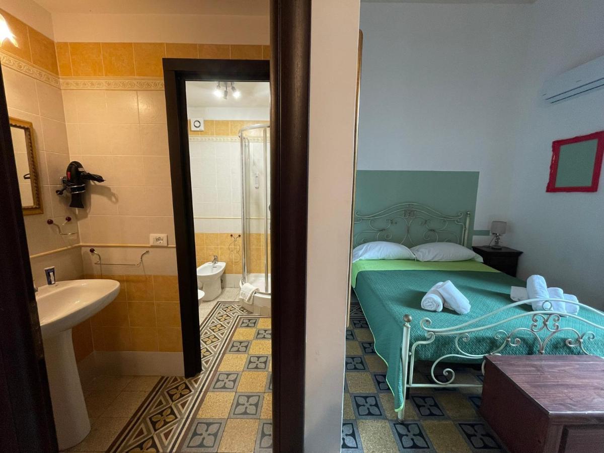 Hotel Teatro Del Sole Cavour Palermo Esterno foto