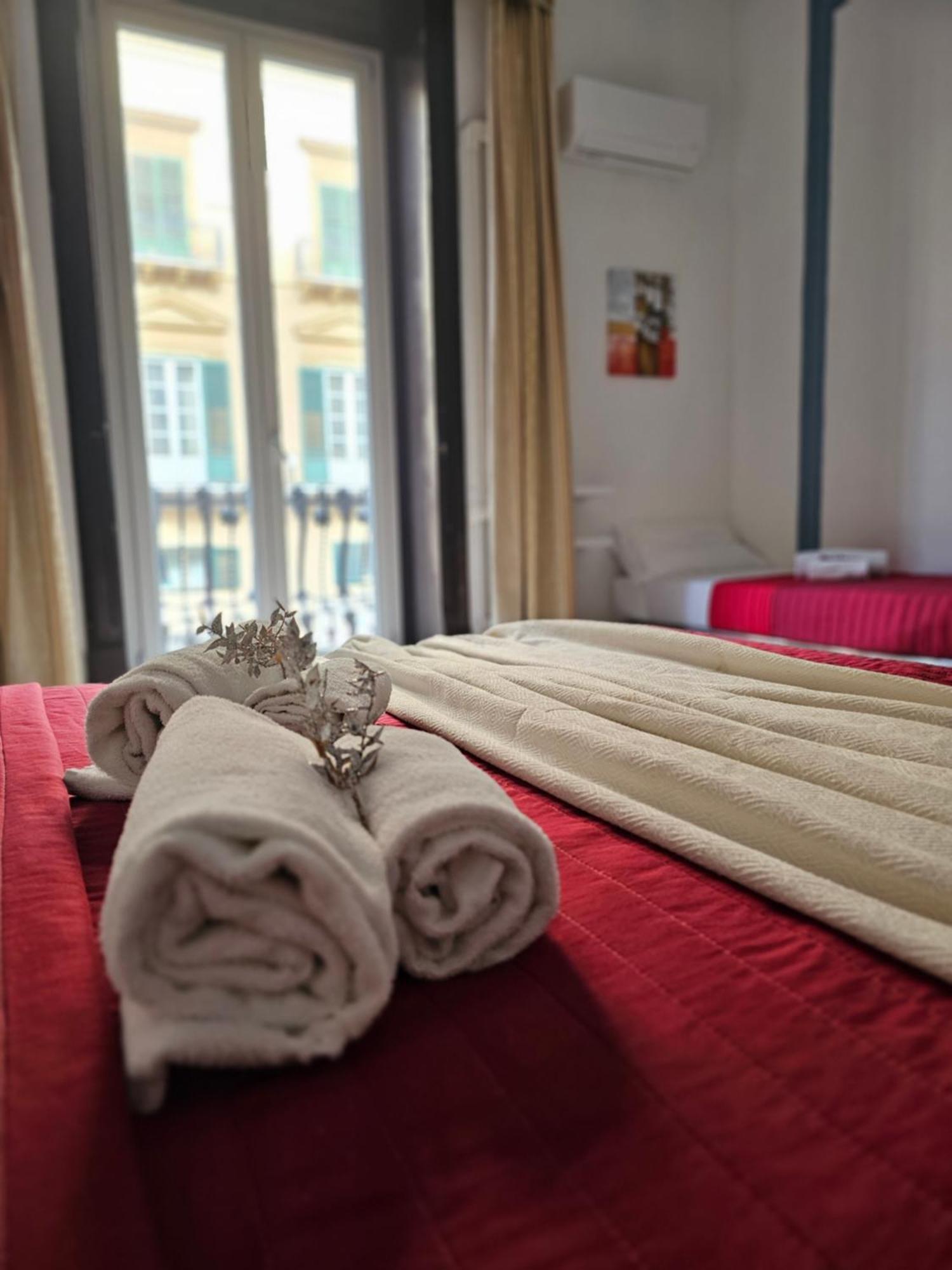 Hotel Teatro Del Sole Cavour Palermo Esterno foto